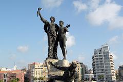 Beirut 06 Martyrs Square Statue
